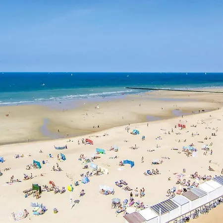 2 Bedroom In Apartment *